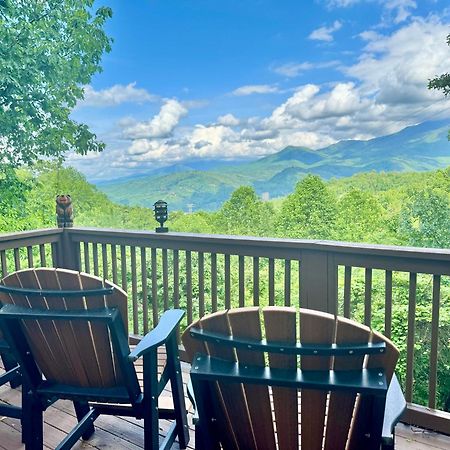 Family Chalet With Sauna, Hottub, Heavenly Views! Mins To Downtown! Gatlinburg Exterior foto