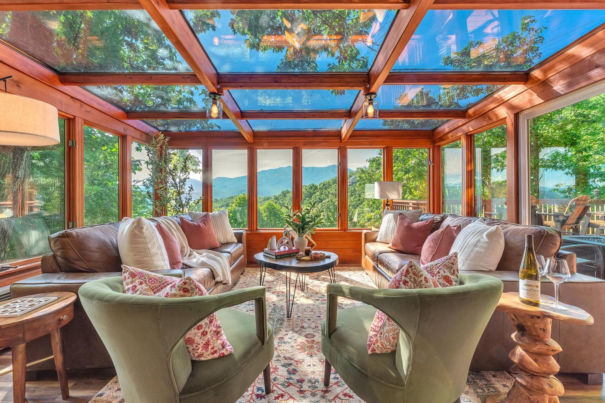 Family Chalet With Sauna, Hottub, Heavenly Views! Mins To Downtown! Gatlinburg Exterior foto